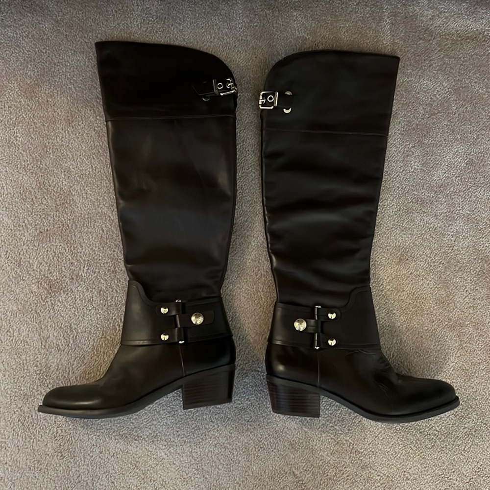 Vince Camuto dark brown boots